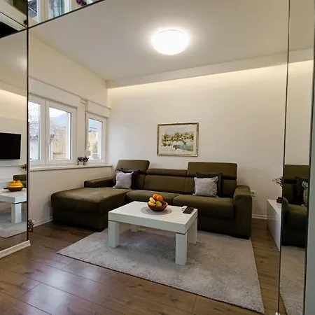 Luxapart Sirano Centar Apartment *