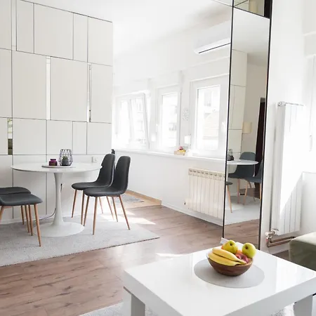 Apartment Luxapart Sirano Centar
