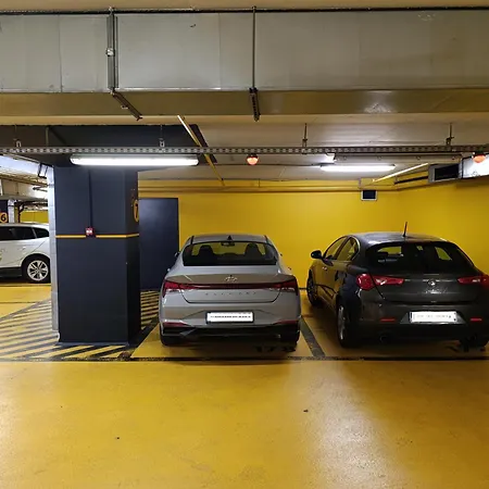 Luxapart Sirano Centar Free Parking Sarajevo